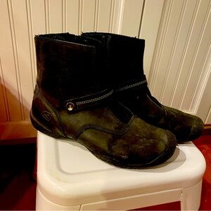 Keen Black Ankle Boots